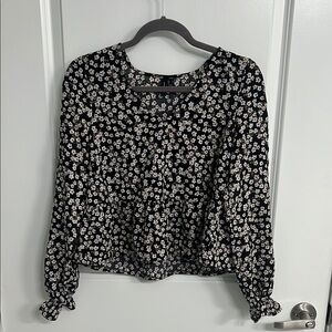 Beto Moda Floral Black and White Women's Top